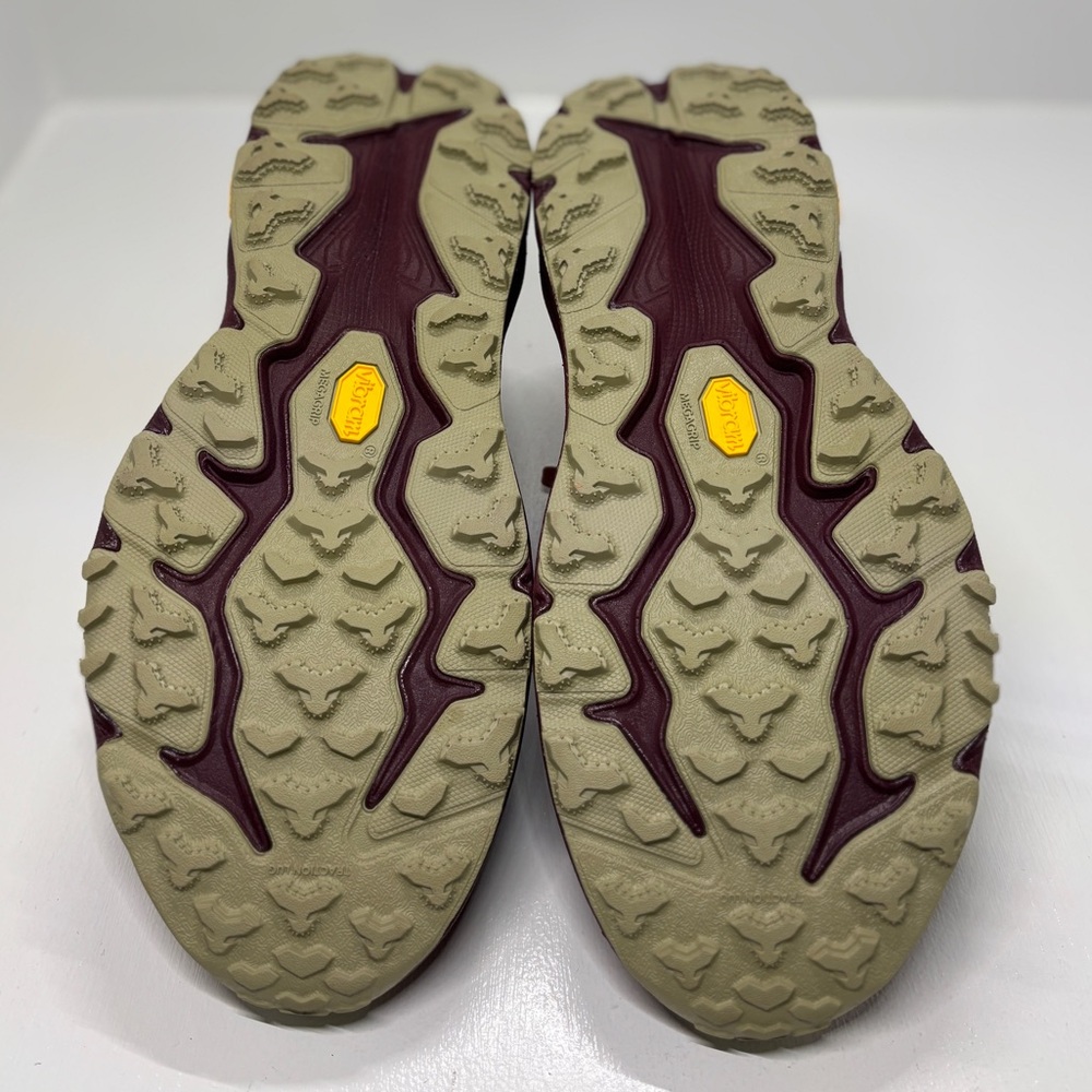 HOKA Speedgoat 6 Women’s Trail Running Shoes | Size 11 B | Like New Condition - Picture 8 of 12